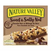 Nature Valley Muesli met zoete pinda en gezouten chocolade repen