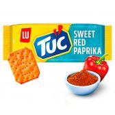 LU Tuc sweet red paprika crackers