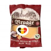 Brugge Matured cheese piece