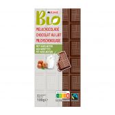 Delhaize Biologische melkchocolade met noten fair trade