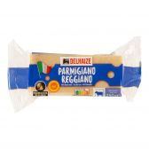 Delhaize Hard parmigiano reggiano cheese