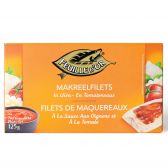 Feuille d'Or Mackerel filets with tomato and onion sauce