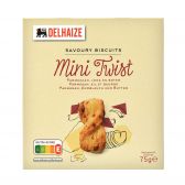 Delhaize Parmesan, garlic and butter mini twists