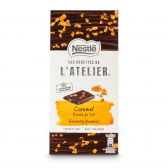Nestle L'atelier pure chocolade karamel reep