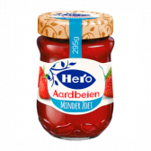 Hero Less sweet strawberry marmalade