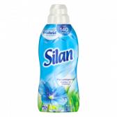 Silan Fresh spring feeling fabric softener