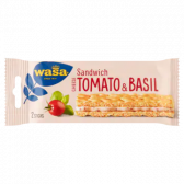 Wasa Kaas, tomaat en basilicum sandwich