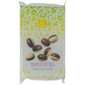 Baronie-de Heer tray of solid chocolate eggs Duplo milk/white