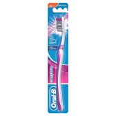 Oral-B Complete clean soft toothbrush