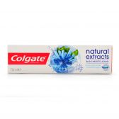 Colgate Natural extracts brilliant white Asian seasalt and algae extract toothpaste