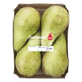 Albert Heijn Conference pear (at your own risk, no refunds applicable)