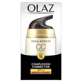 Olaz Total effects CC creme licht-medium