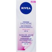 Nivea Day cream for dry and sensitive skin SPF 15
