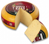 Winter cheese with cinnamon, nutmeg, anise seed, ginger, cardamon, clove, white pepper, orange and gluhwein