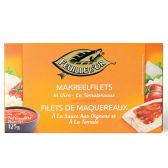 Feuille d'Or Mackerel filets with tomato and onion sauce
