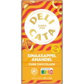 Delicata Pure chocolade reep met sinaasappel en amandel